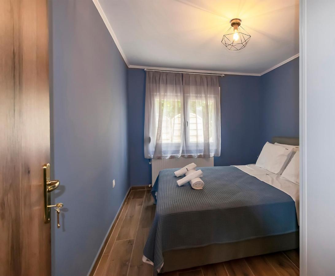 Azzurro Seafront Houses Nea Kallikrateia Eksteriør billede