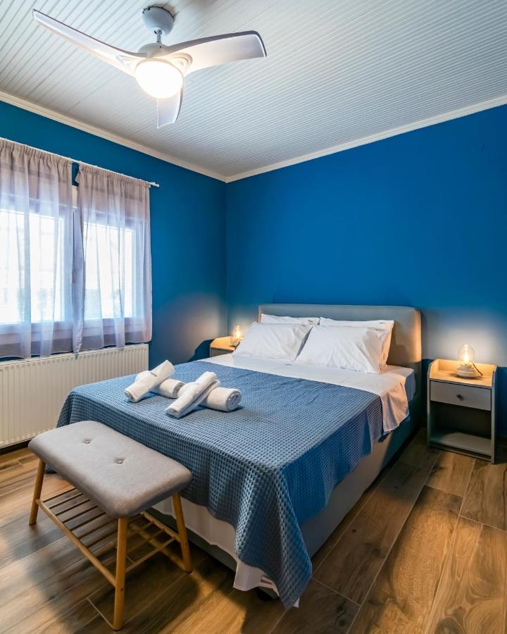 Azzurro Seafront Houses Nea Kallikrateia Eksteriør billede