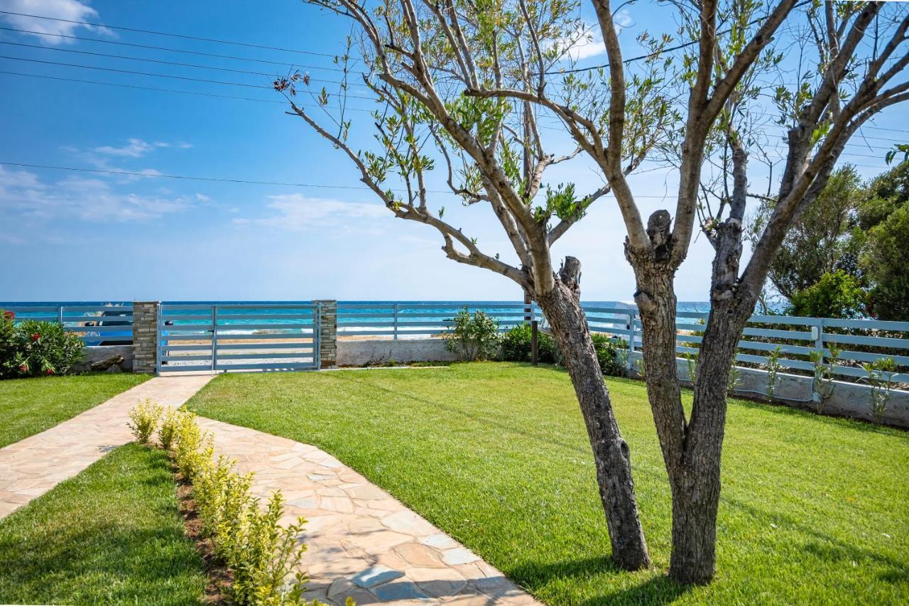 Azzurro Seafront Houses Nea Kallikrateia Eksteriør billede